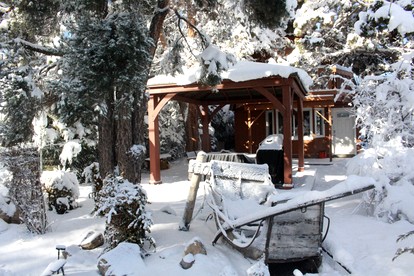 Cozy Cabin Rental with an Indoor Fireplace in Big Bear City, California - Big Bear City, California - glamping.directory