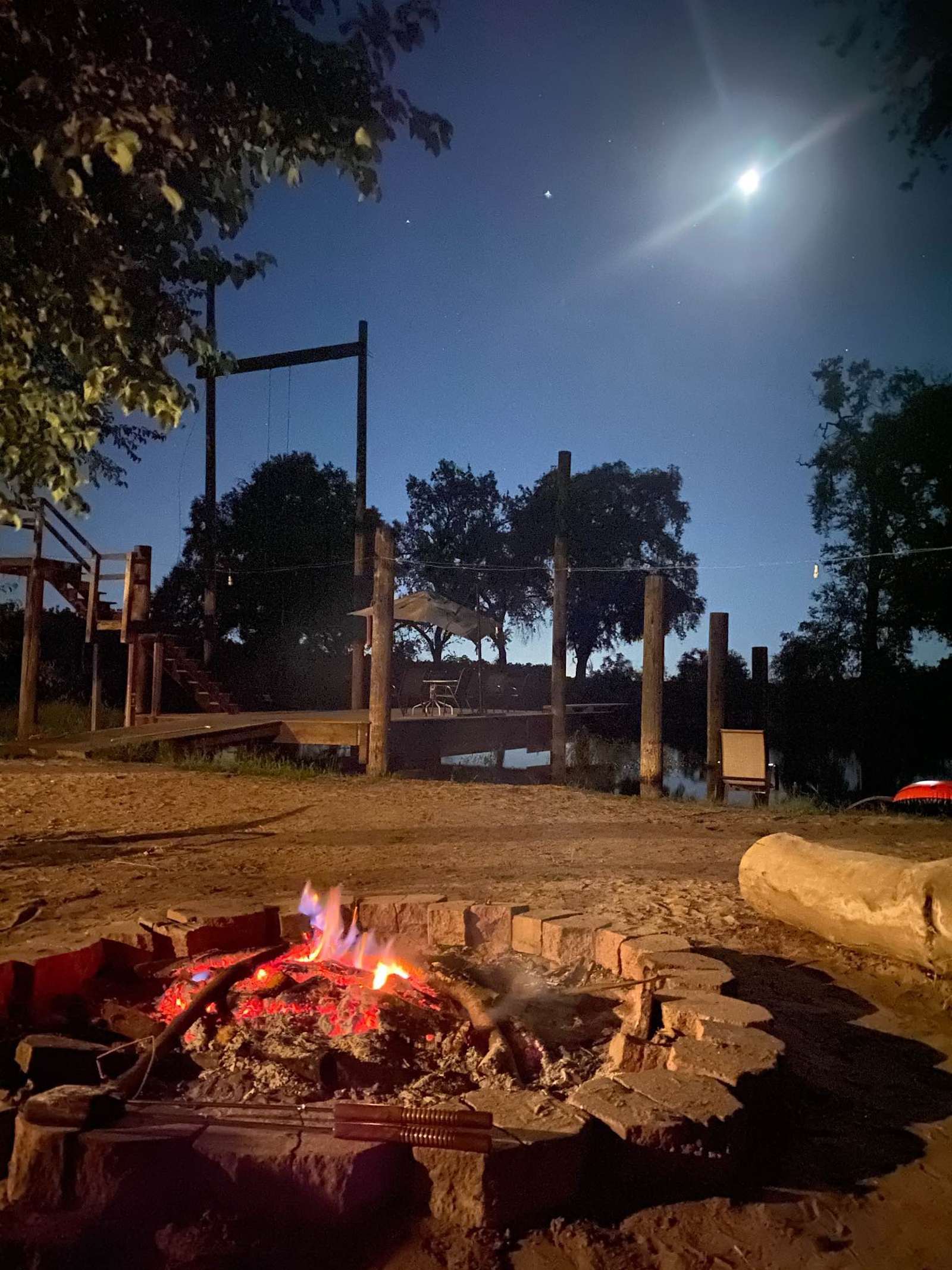 Country Comfortable - Laton, California - glamping.directory