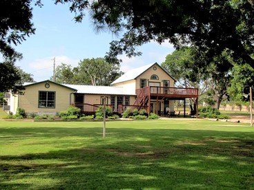 Spacious Lakefront Home with Beach Access and Sports Courts for Fun-Filled stays in Buchanan Dam, Texas - glamping.directory
