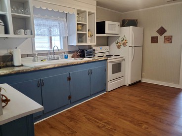 Idyllic Vacation Rental in Beaufort, North Carolina, Ideal for Weekend Getaway on the Coast - Beaufort, North Carolina - glamping.directory