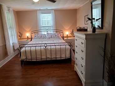 Idyllic Vacation Rental in Beaufort, North Carolina, Ideal for Weekend Getaway on the Coast - Beaufort, North Carolina - glamping.directory