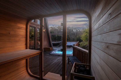 Lakeside Bliss – Spacious 4BR A-Frame Retreat in Sevierville, TN - Sevierville, Tennessee - glamping.directory