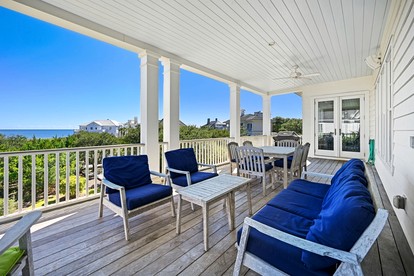 Exquisite Beach House for Family Getaway in Gated Community near Pawleys Island, South Carolina - Georgetown, South Carolina - glamping.directory