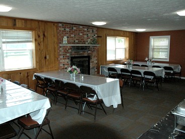 Quiet Vacation Retreat for Groups near Hanging Rock, West Virginia - Yellow Spring, West Virginia - glamping.directory