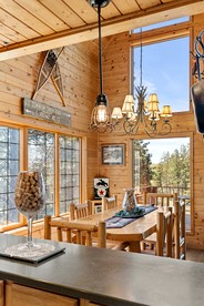 Spacious Rustic Cabin Rental with a Hot Tub in Cheney, Washington - Cheney, Washington - glamping.directory