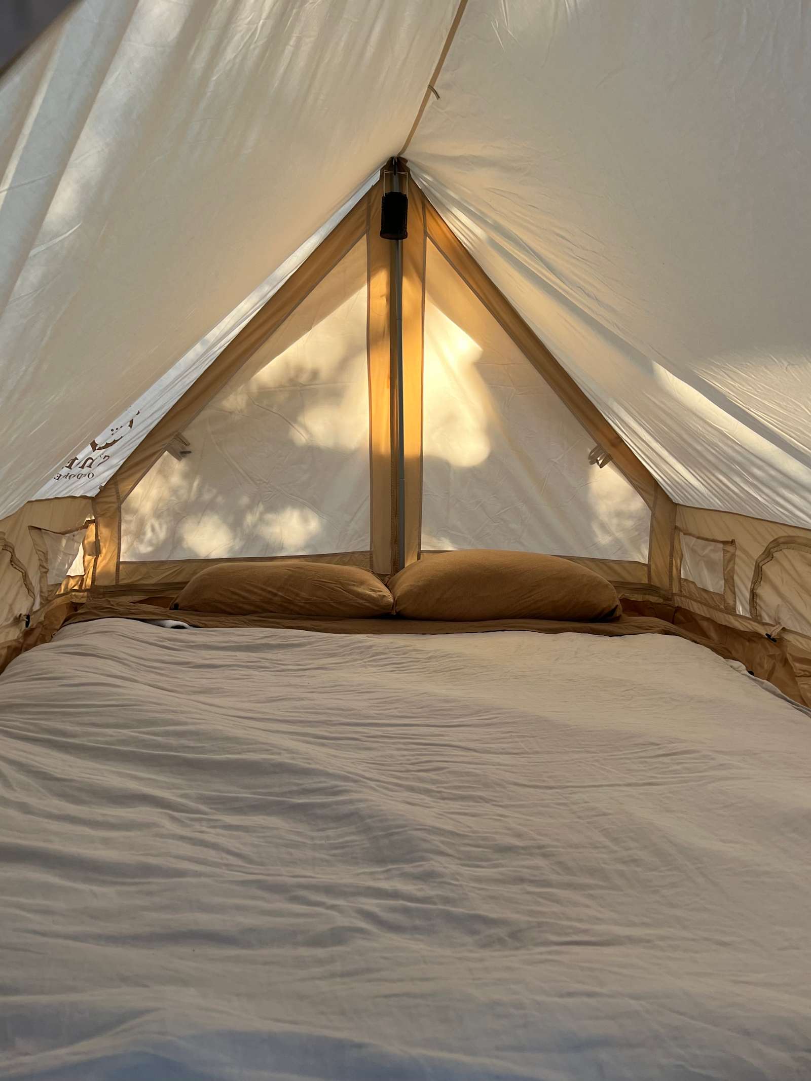 Canvas Bungalow - Hopland, California - glamping.directory
