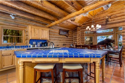 Waterfront Cabin with Barbecue in Langley, Oklahoma - Langley, Oklahoma - glamping.directory