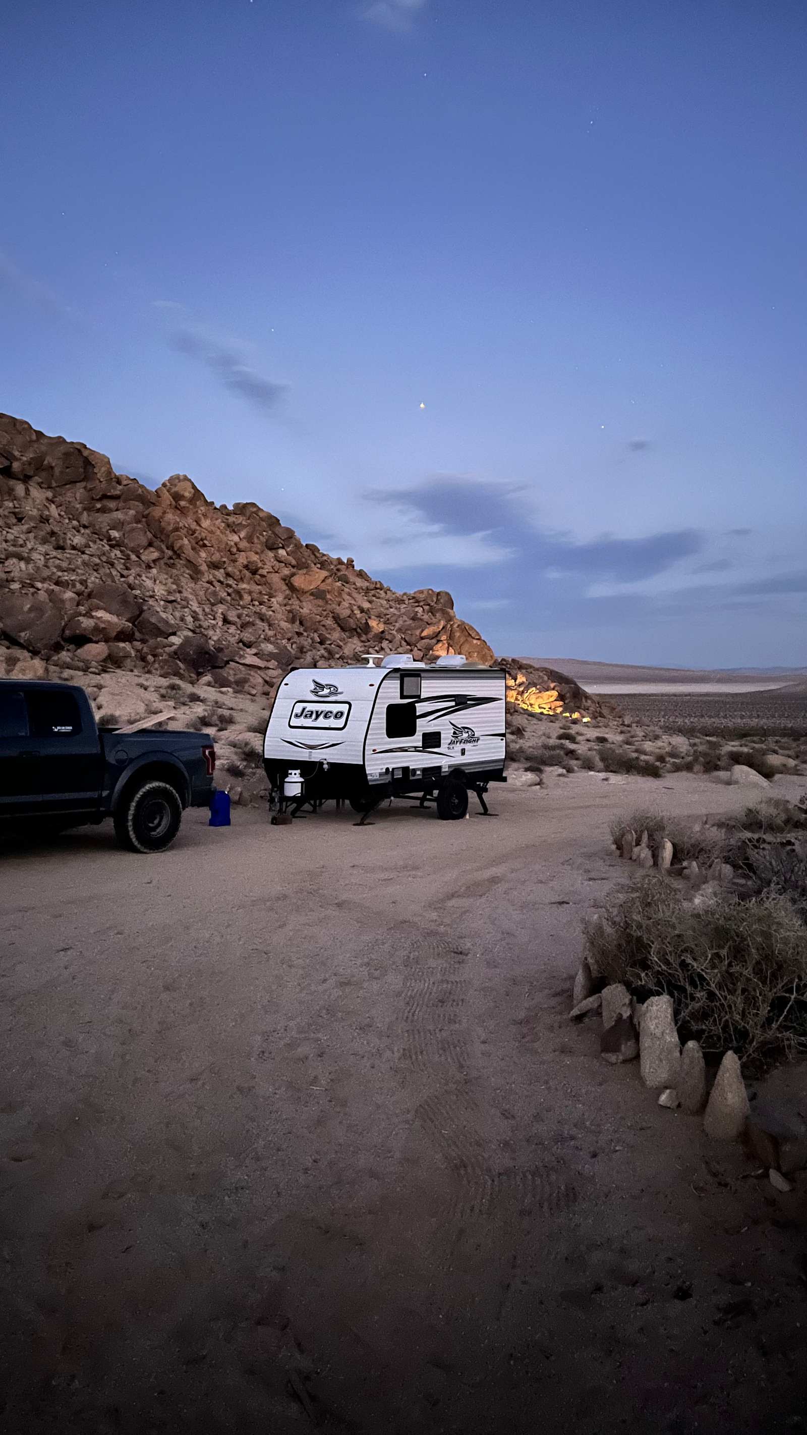 Xbone's Desert Life | Mojave Desert - glamping.directory