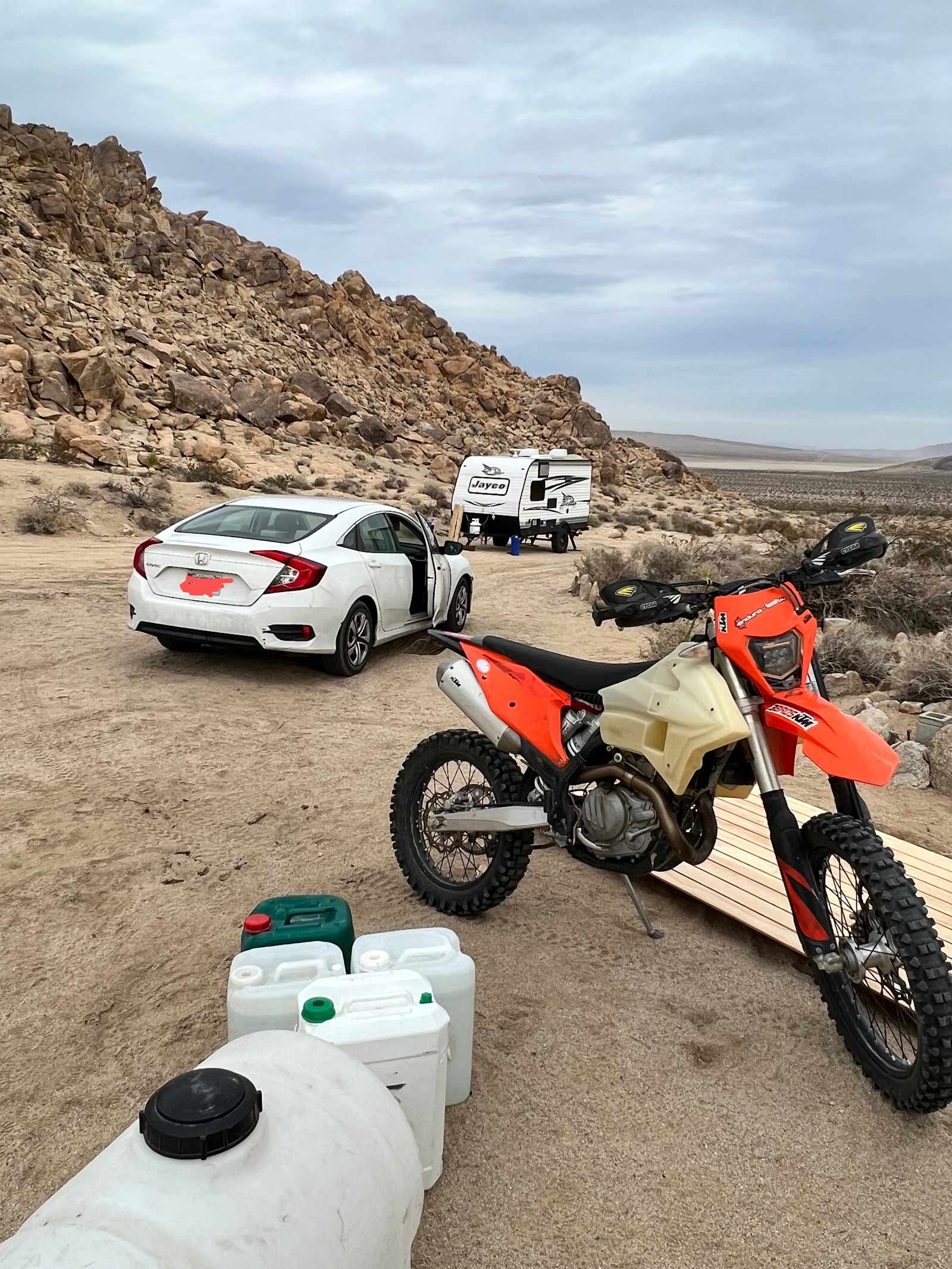 Xbone's Desert Life | Mojave Desert - Lucerne Valley, California - glamping.directory
