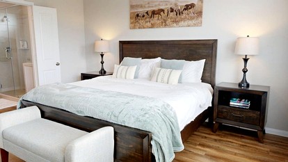 Serene Backyard Escape with Covered Porch in Bryan, Texas - Bryan, Texas - glamping.directory