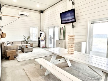 Stunning Oceanfront Beach House with Kayaks for Family Getaways in Navarre, Florida - Navarre, Florida - glamping.directory
