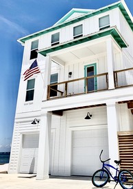 Stunning Oceanfront Beach House with Kayaks for Family Getaways in Navarre, Florida - glamping.directory