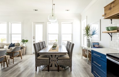 Stunning Oceanfront Beach House with Kayaks for Family Getaways in Navarre, Florida - Navarre, Florida - glamping.directory