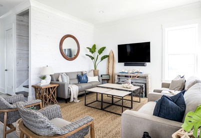 Stunning Oceanfront Beach House with Kayaks for Family Getaways in Navarre, Florida - Navarre, Florida - glamping.directory