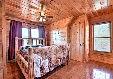 Stunning Cabin Rental in the Blue Ridge Mountains of Dobson, North Carolina - Dobson, North Carolina - glamping.directory
