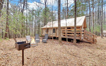 Unforgettable Georgia Glamping: Safari Tent Retreat in Suches - Suches, Georgia - glamping.directory
