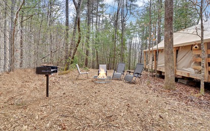 Unforgettable Georgia Glamping: Safari Tent Retreat in Suches - Suches, Georgia - glamping.directory