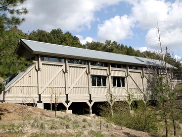 Stylish Art Deco Vacation Rental in Sierra Foothills, California - Nevada City, California - glamping.directory