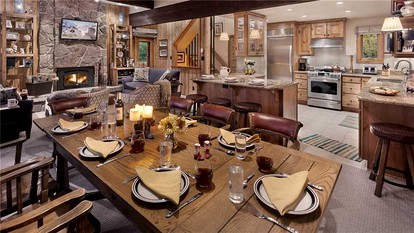 Slopeside Vacation Rental with a Wood-Burning Fireplace in Steamboat Springs, Colorado - Steamboat, Colorado - glamping.directory