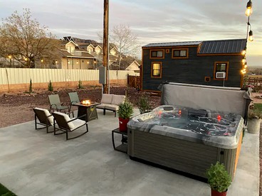 Cozy Hurricane Rental for a Utah Weekend in Nature - Hildale, Utah - glamping.directory