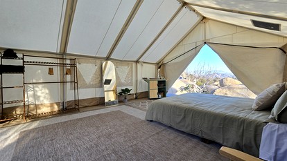 Romantic Mountain Tented Cabin with Spacious Interior and Spectacular Sunsets in California - Fallbrook, California - glamping.directory