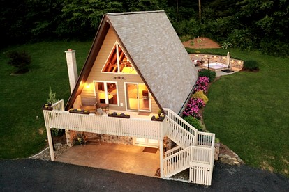 Fantastic A-Frame Cabin for a Couples' Getaway near Robesonia, Pennsylvania - glamping.directory