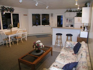 Comfortable Vacation Rental with Amazing Views in Kodiak, Alaska - Kodiak, Alaska - glamping.directory
