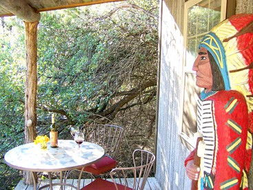 Rustic Cabin Rental for a Romantic Countryside Retreat near Austin, Texas - Leander, Texas - glamping.directory