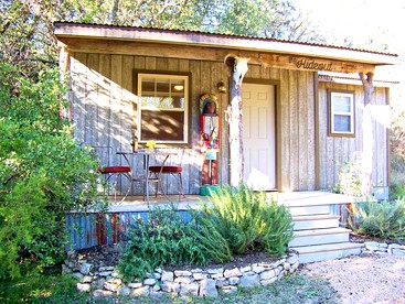 Rustic Cabin Rental for a Romantic Countryside Retreat near Austin, Texas - glamping.directory