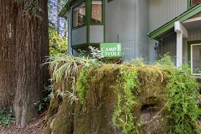 Outstanding Cottage with Games, Barbecue and Hot-tub in Guerneville, California - Guerneville, California - glamping.directory
