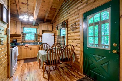 Stunning Cabin Rental in Ohio with Outdoor Hot Tub - Logan, Ohio - glamping.directory
