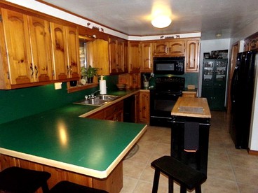 Lovely and Cozy Cabin in the Adirondack Mountains of Northville, New York - Northville, New York - glamping.directory