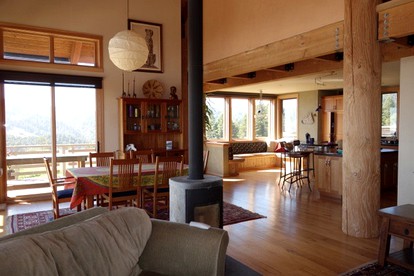 Upscale Japanese-Style Vacation Rental near Wine Country in Sonoma County, California - Jenner, California - glamping.directory