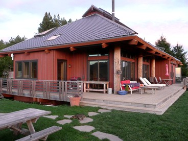 Upscale Japanese-Style Vacation Rental near Wine Country in Sonoma County, California - Jenner, California - glamping.directory