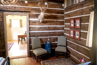 Charming Historic Cabin with Wood-Burning Stove near StarHill Farms in Texas - New Ulm, Texas - glamping.directory