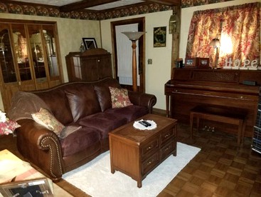 Charming Pet-Friendly Vacation Rental at a Lovely Bed and Breakfast near Hillsville, Virginia - Cana, Virginia - glamping.directory
