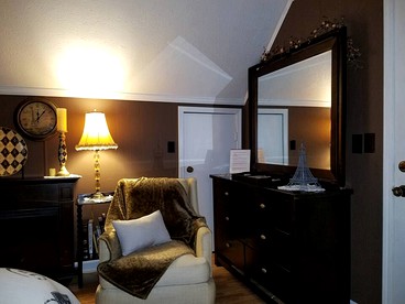Charming Pet-Friendly Vacation Rental at a Lovely Bed and Breakfast near Hillsville, Virginia - Cana, Virginia - glamping.directory