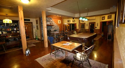 Romantic Vacation Getaway in a Hillside Lodge near Asheville in Leicester, North Carolina - Leicester, North Carolina - glamping.directory
