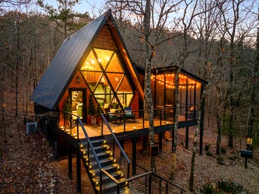 Lovely Lofted A-Frame with Private Jacuzzi, Deck, Fire Pit and Views in Arkansas - glamping.directory
