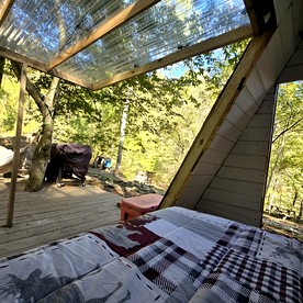Remote Mountain A-Frame with BBQ Perfect for Nature Lovers in West Virginia - Charleston, West Virginia - glamping.directory