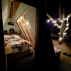Remote Mountain A-Frame with BBQ Perfect for Nature Lovers in West Virginia - Charleston, West Virginia - glamping.directory