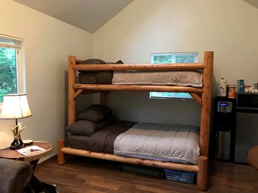 Modern Tiny Cabin on the Bank of the Satsop River near Montesano, Washington - Montesano, Washington - glamping.directory