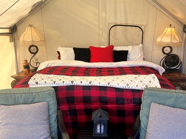 Incredible Tented Cabin with Fantastic Vistas in Conner, Montana - Conner, Montana - glamping.directory