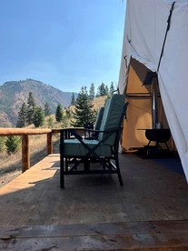 Incredible Tented Cabin with Fantastic Vistas in Conner, Montana - Conner, Montana - glamping.directory