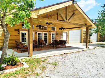 Weekend Getaway Accommodation with Breakfast Included near Savannah, Georgia - glamping.directory