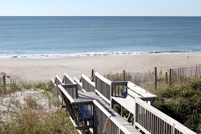 Huge Vacation Rental for Group Vacation near Holden Beach, North Carolina - Holden Beach, North Carolina - glamping.directory