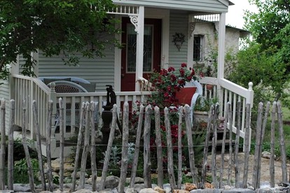 Intimate Bandera Cabin Rental for a Romantic Hill Country Getaway - Bandera, Texas - glamping.directory