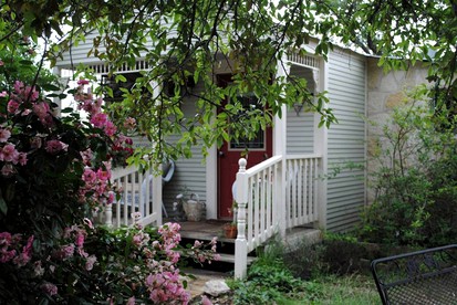 Intimate Bandera Cabin Rental for a Romantic Hill Country Getaway - Bandera, Texas - glamping.directory