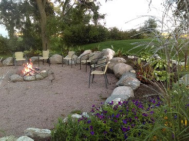Gorgeous Nature Getaway in a Renovated Barn with Trail Access and Outside Space in Donnelly, Minnesota - Donnelly, Minnesota - glamping.directory