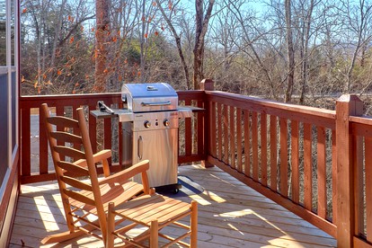 Cabin Rental with Heated Indoor Pool for Tennessee Glamping in Pigeon Forge - Pigeon Forge, Tennessee - glamping.directory